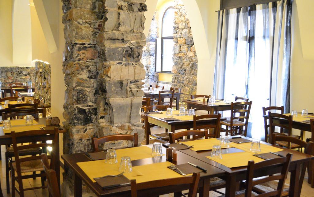 Bella Napoli Trattoria Pizzeria *